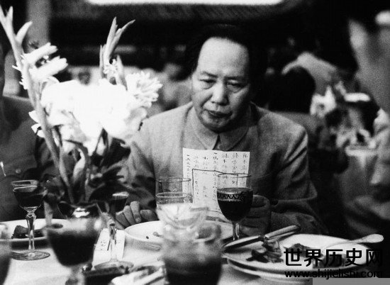 毛泽东如何对待自己的三位前妻